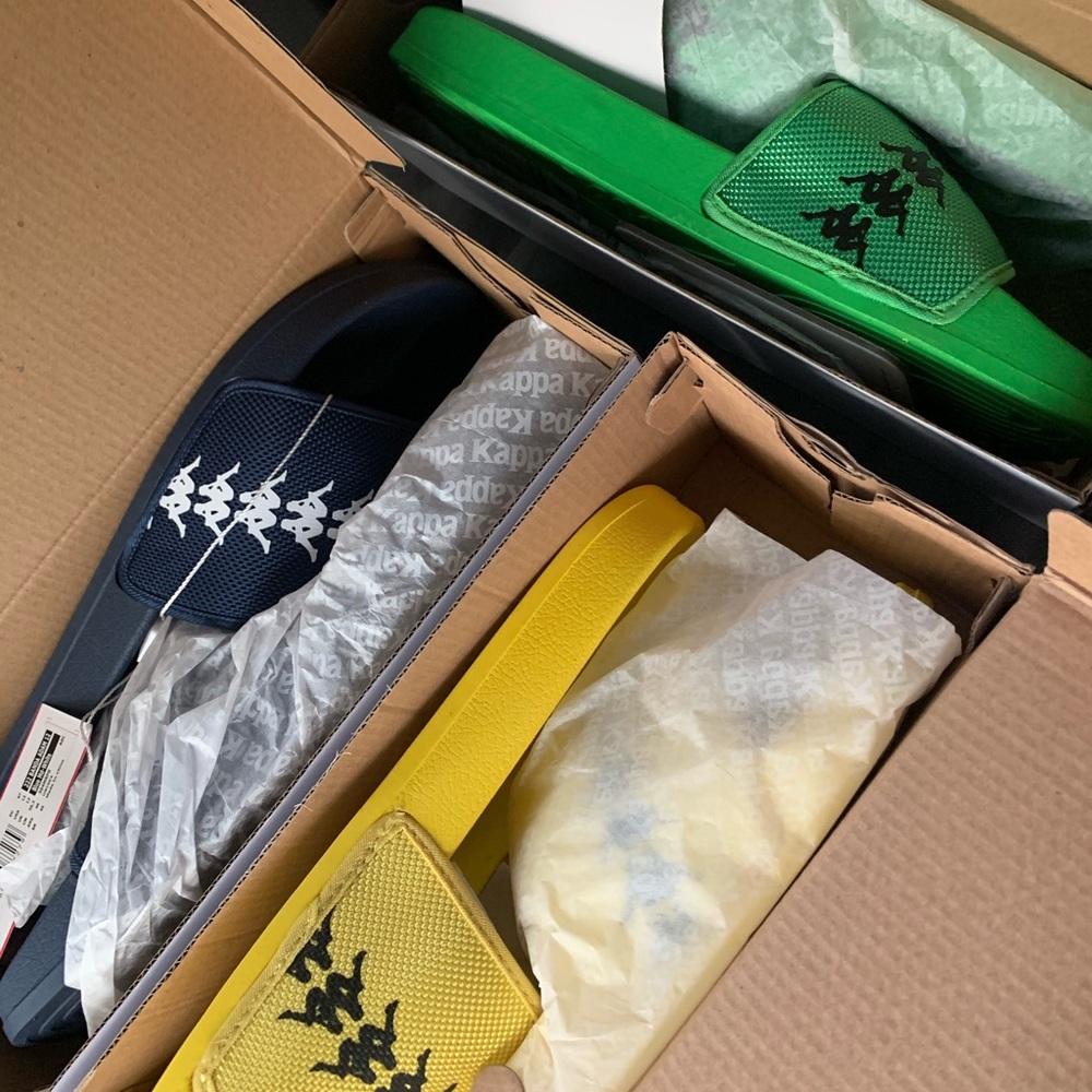 Kappa slides men green 12 and yellow and blue a 13